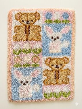 Vintage Handmade Teddy Bear Bunny Rabbit Nursery Rug - baby girl / boy 👶🏻!